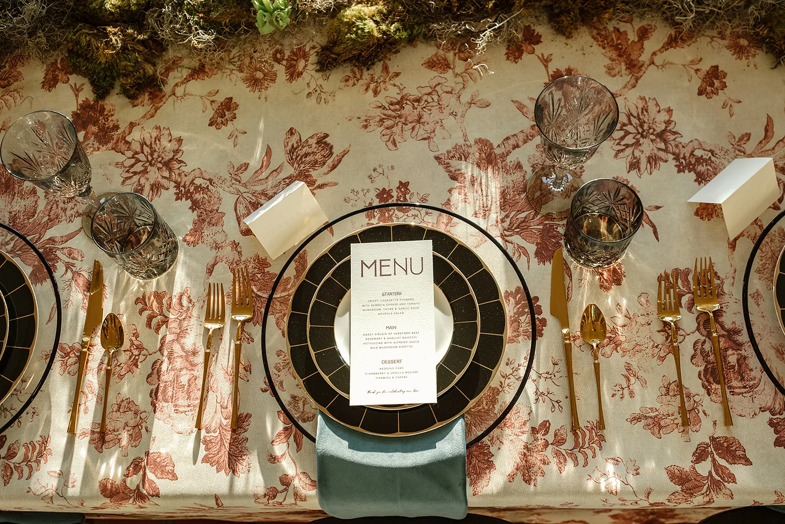 NOM Catering dinner service